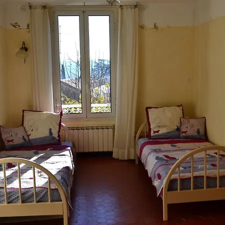Bed & Breakfast Lescapade Capellane