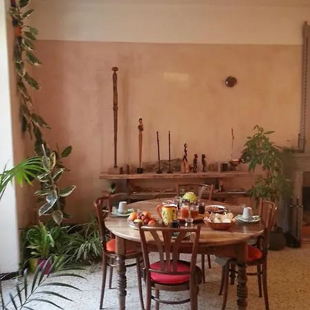 Lescapade Capellane Bed & Breakfast 4*